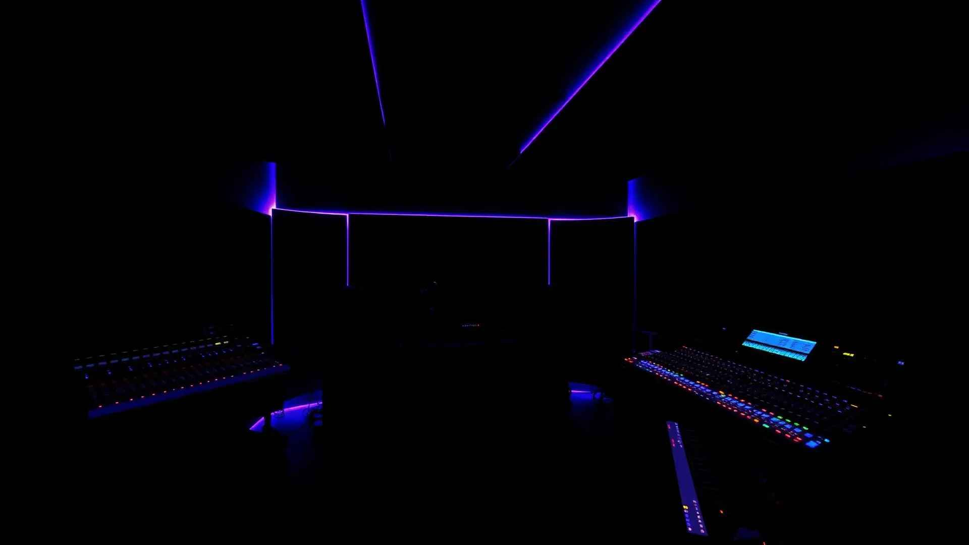 Be Proud Productions : session de production de beats en studio